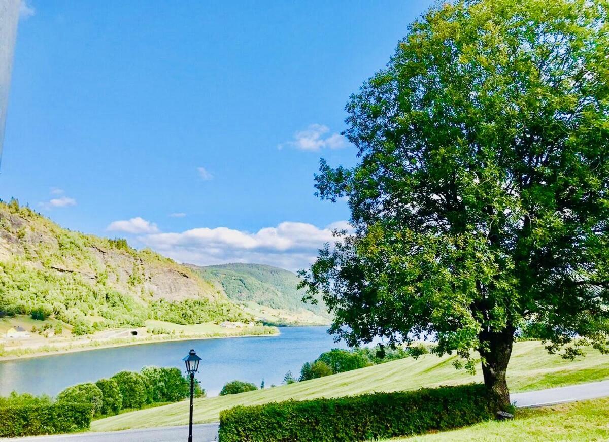 Lilandtunet Gjestgiveri Liland  Екстер'єр фото